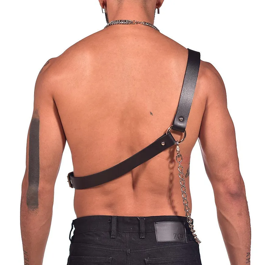 Harness cross with chain