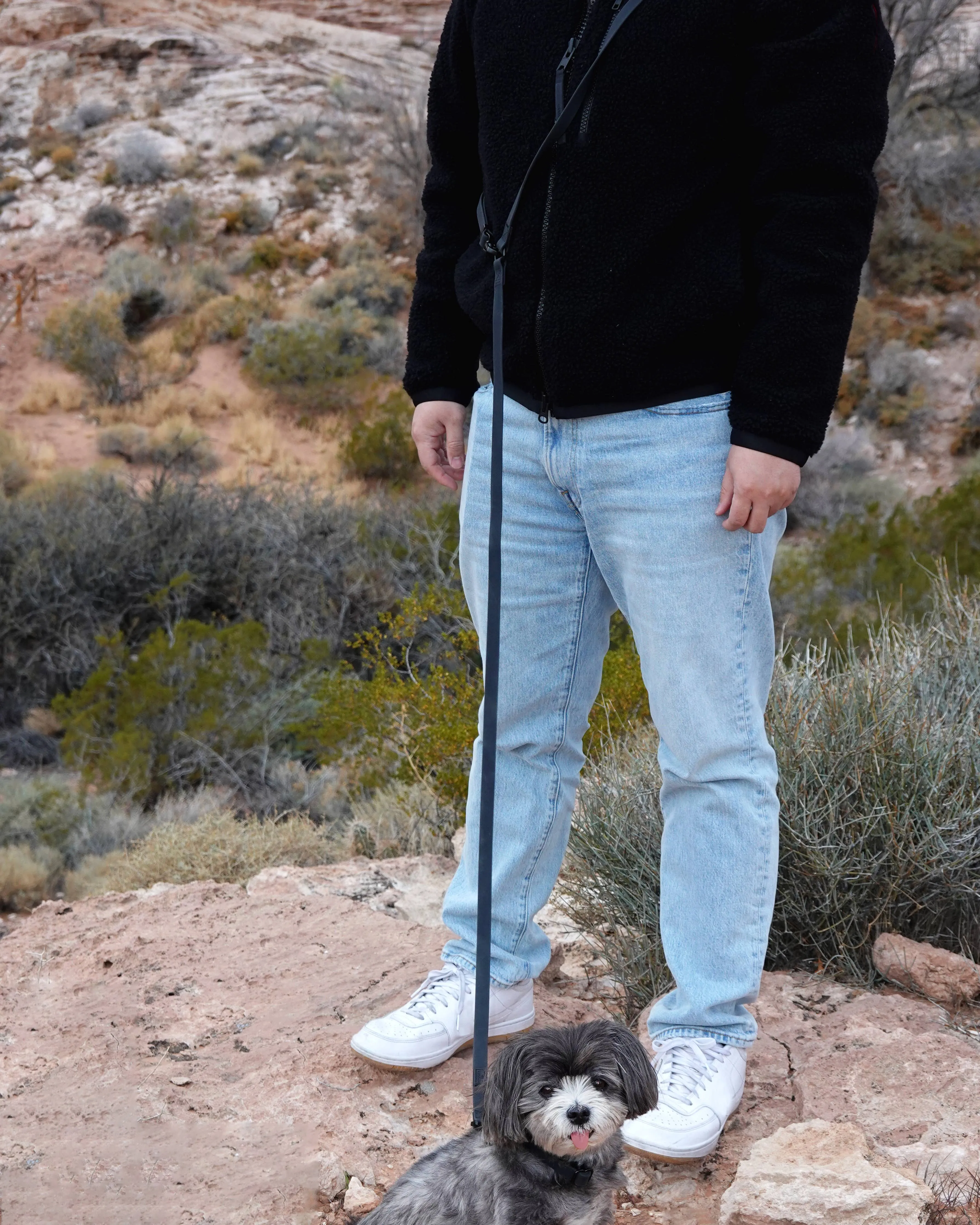Matte Black - Soft-Touch Waterproof Hands-Free Leash