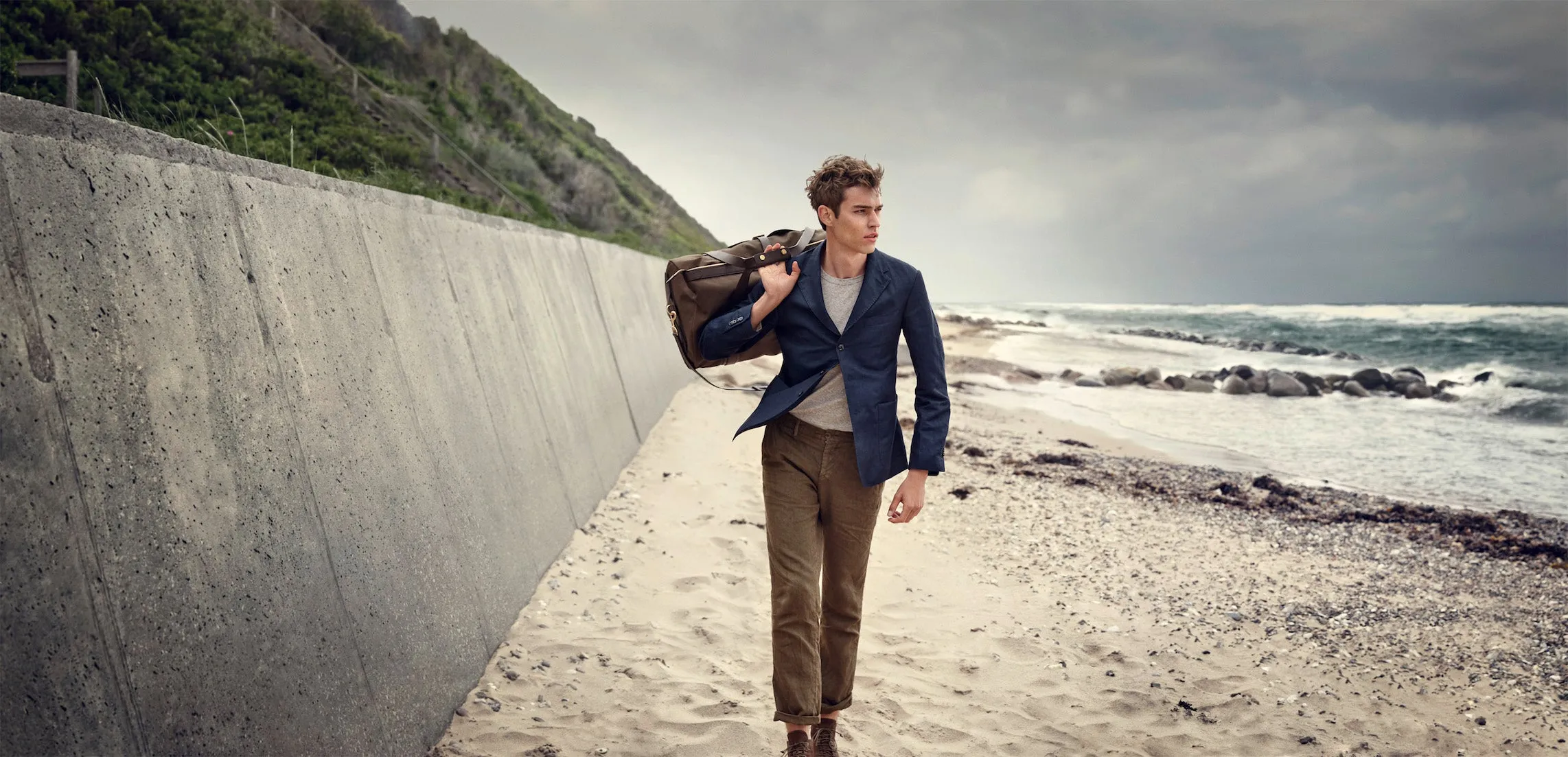 M/S Explorer – Navy/Dark Brown